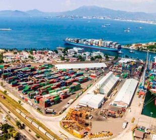 Movimiento de carga en Puerto de Manzanillo cae 8,2% a junio